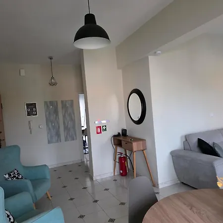 Chania Center Premium Penthouse - Terrace & Free Parking, Sleeps 4